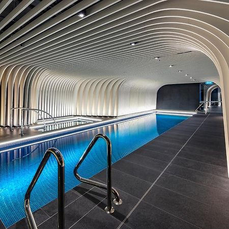 Skye Suites Sydney Zewnętrze zdjęcie The pool at The Standard London
