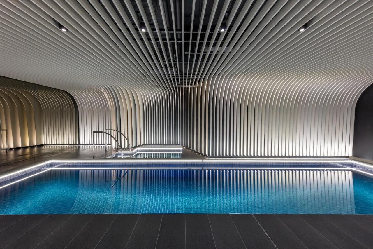 Skye Suites Sydney Zewnętrze zdjęcie The pool at The Standard London