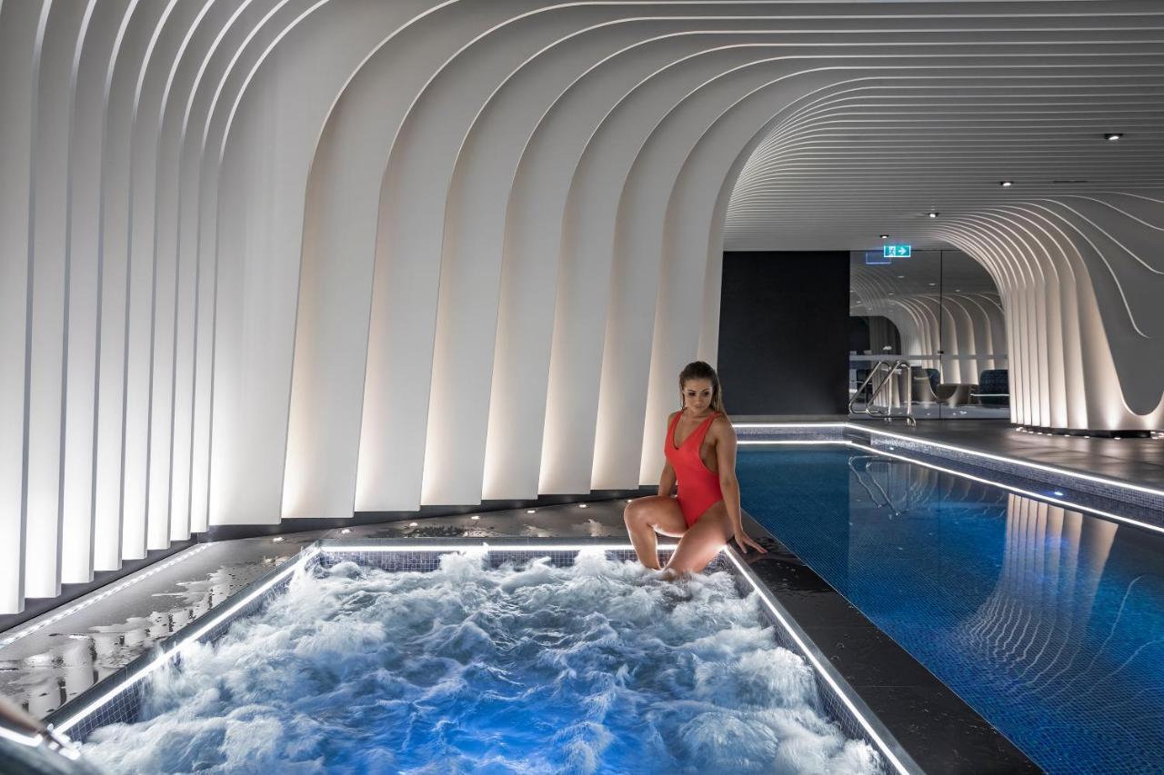 Skye Suites Sydney Zewnętrze zdjęcie The spa at The Dorchester