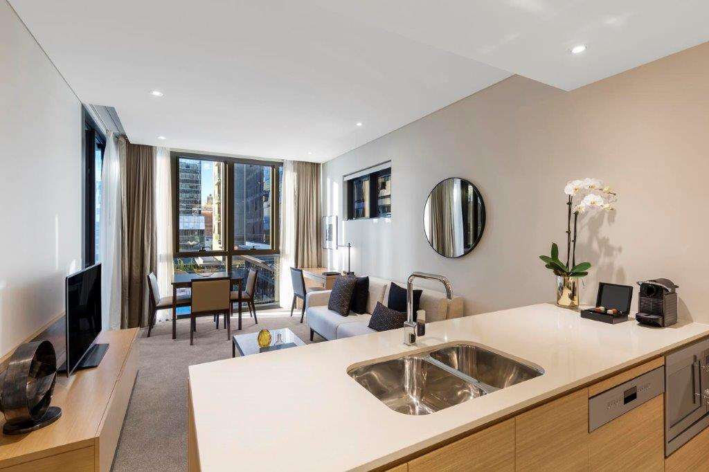 Skye Suites Sydney Pokój zdjęcie A typical apartment interior